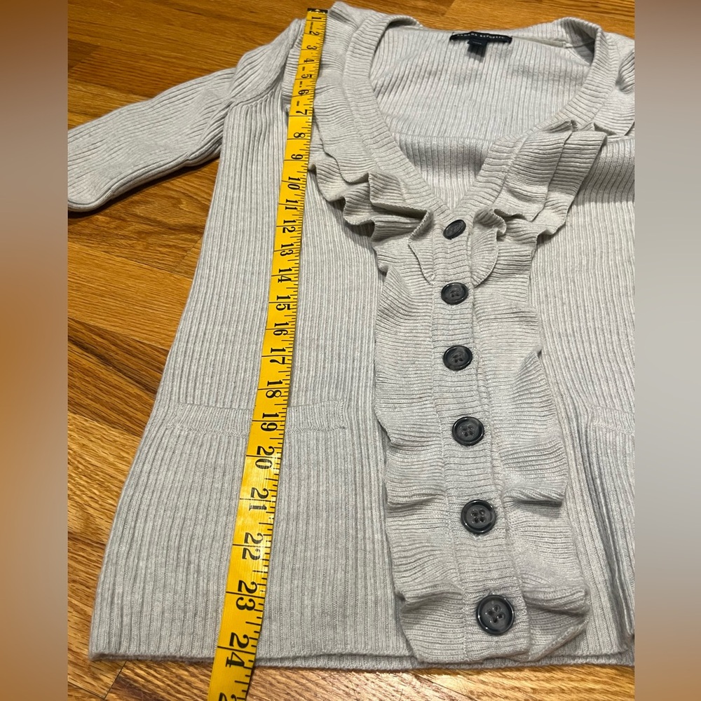 Banana Republic Merino Wool Ruffle Cardigan - Picture 5 of 7